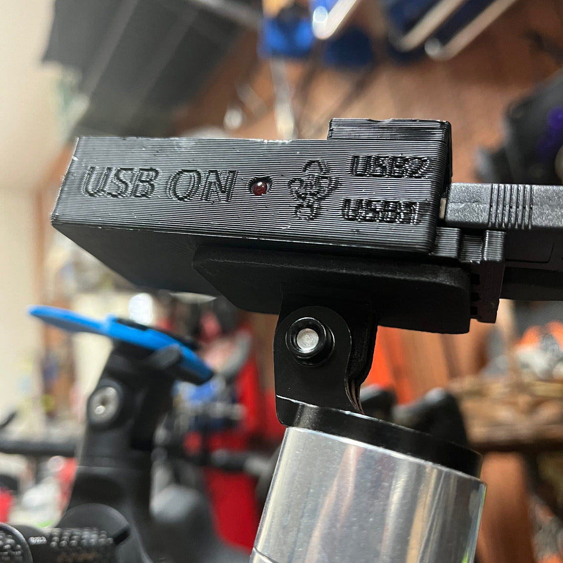 Mounting the kLite Dual USB Charger in your Bike Cockpit - Jefe.bike