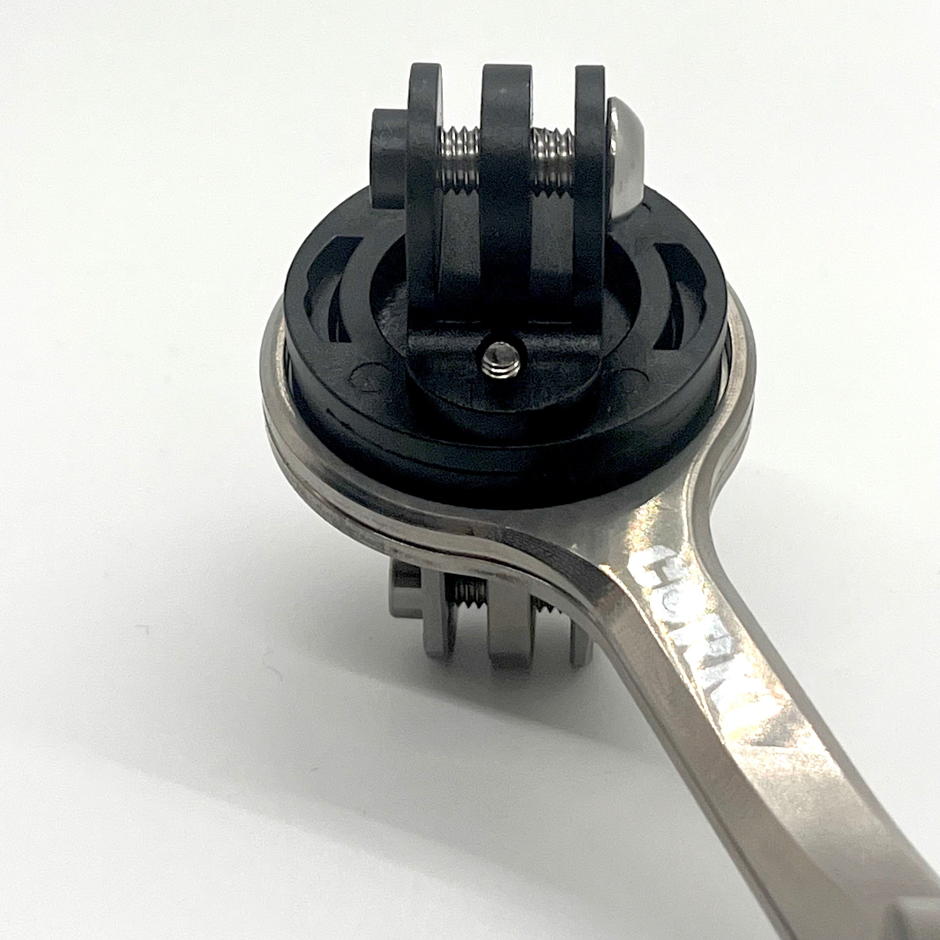 Convertissez votre support Garmin en support GoPro