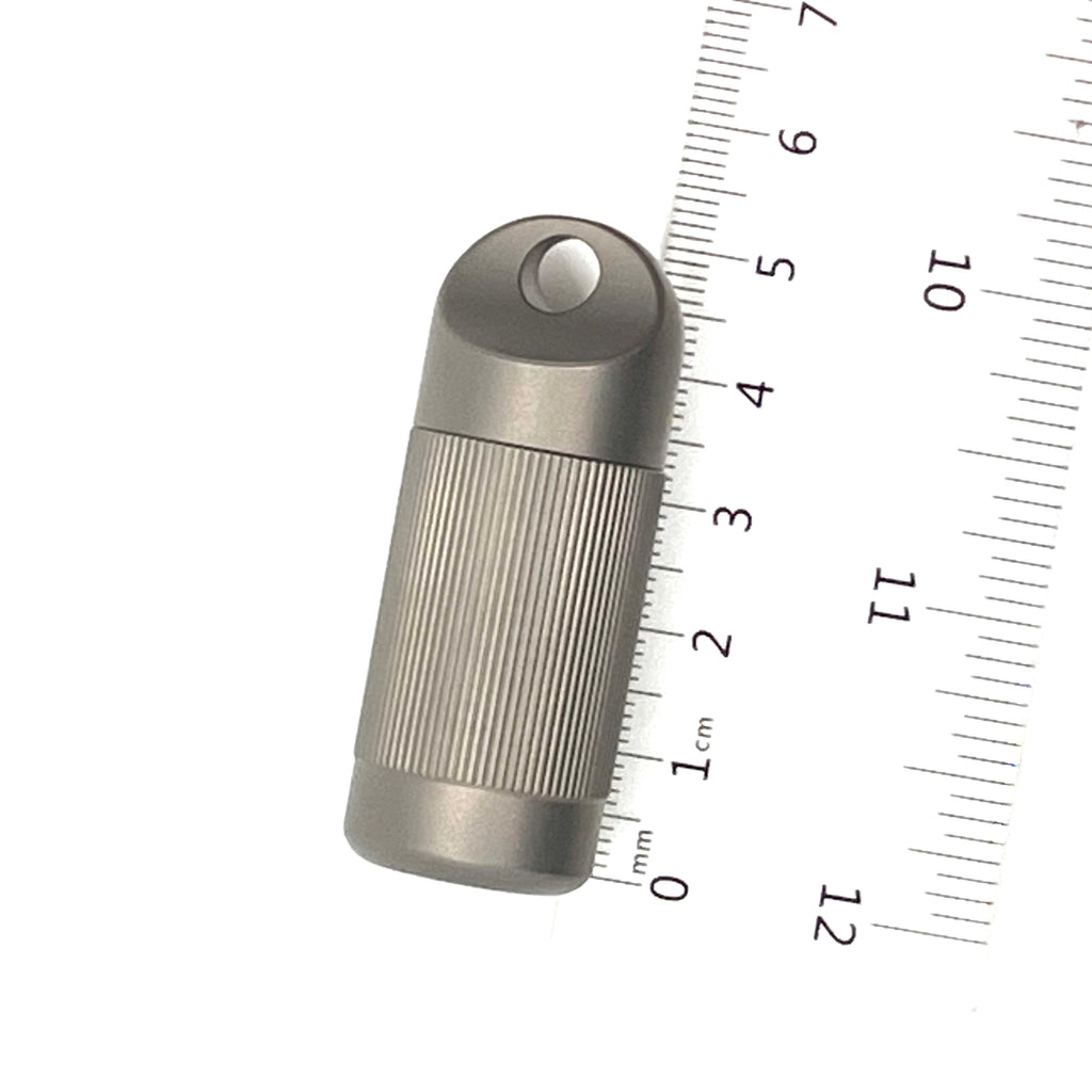 Étui à pilules léger en titane étanche