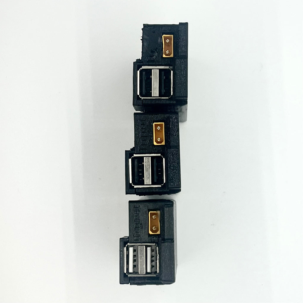 Factory Cosmetic Blem: kLite Dual USB Charger