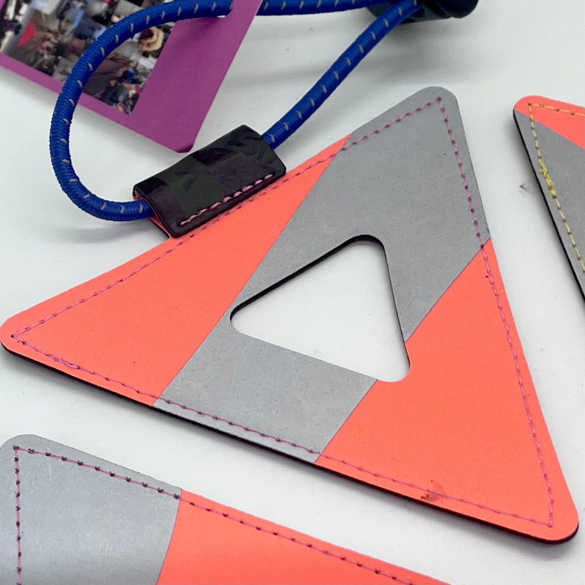 Visto Lightweight Reflective Safety Triangle - Jefe.bike