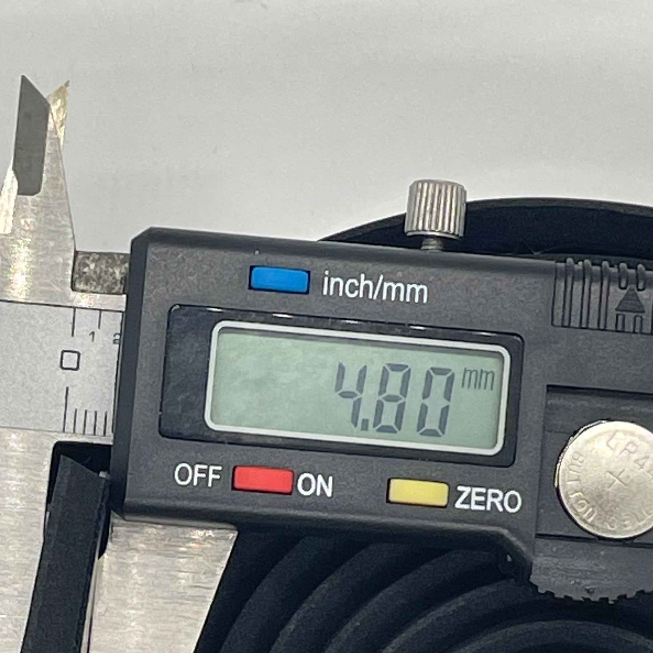 Jefe Velo Extra Long Cushion Handlebar Tape - 4.8mm Thick and 245cm Long per Roll