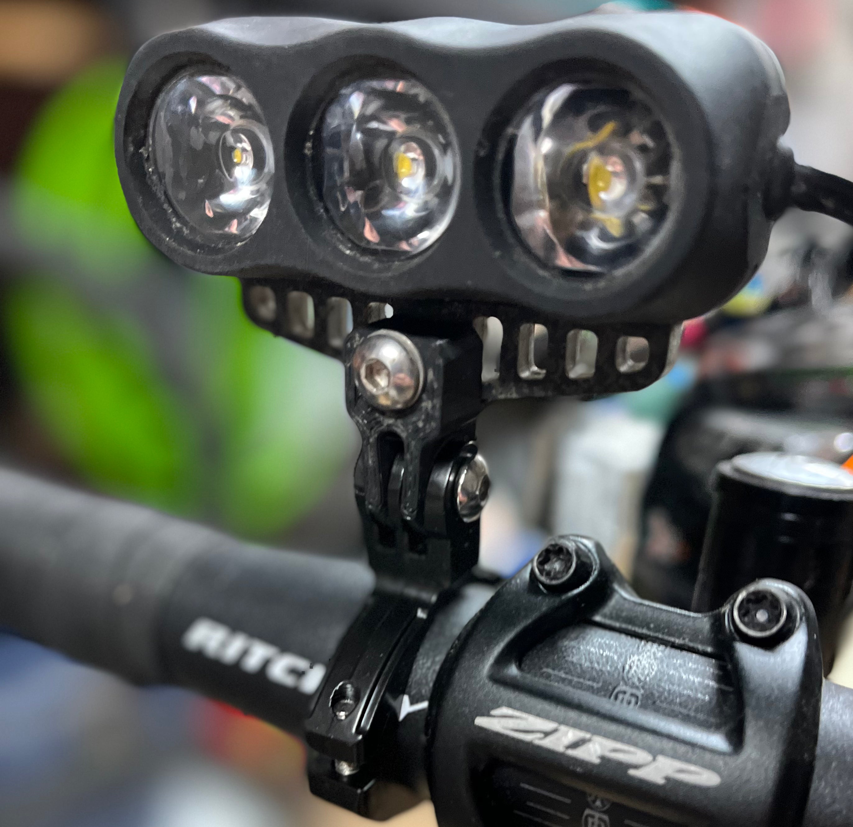 Low Profile Aluminum GoPro Handlebar Mount - 31.8mm - Jefe.bike