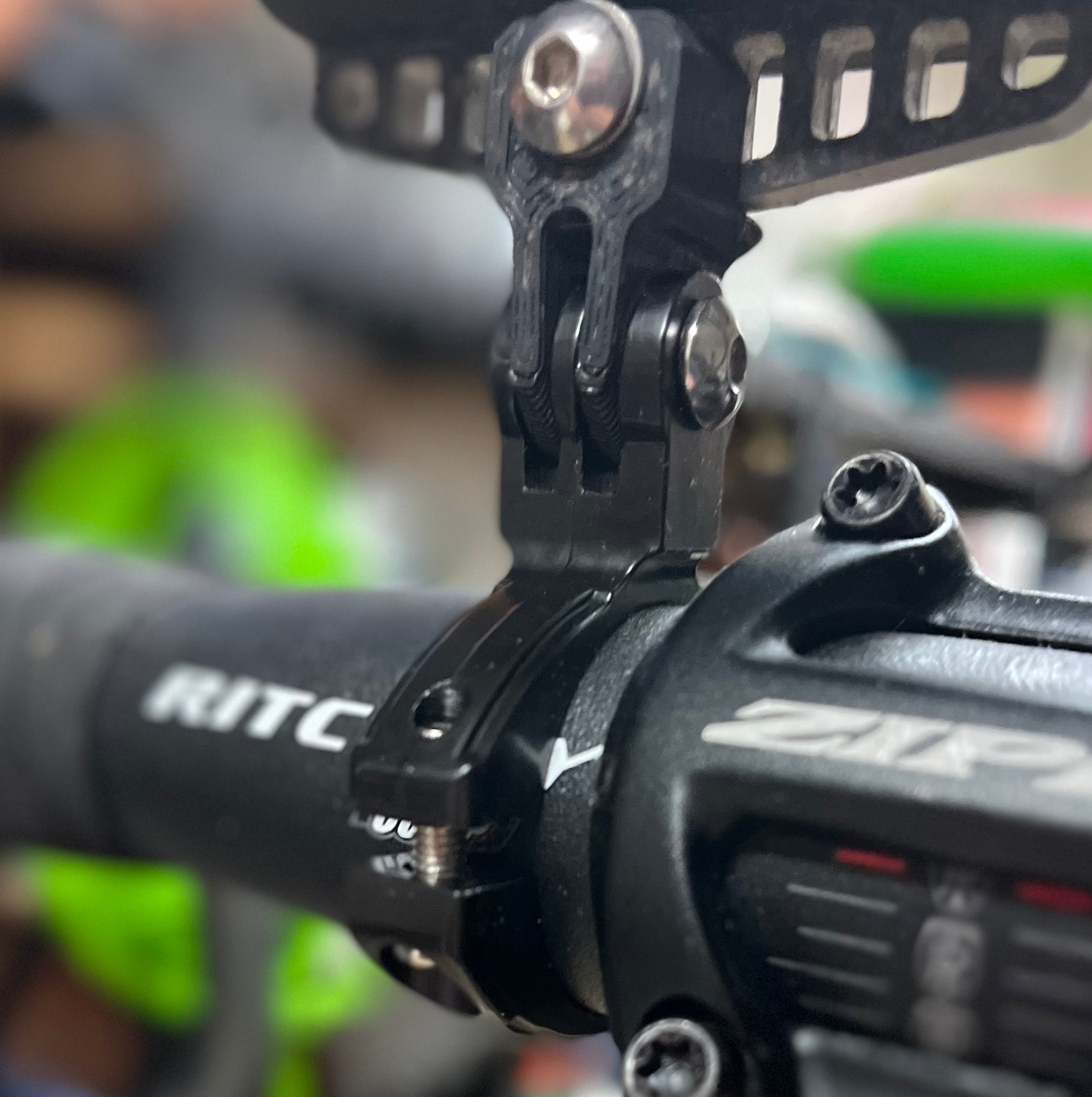 Low Profile Aluminum GoPro Handlebar Mount - 31.8mm - Jefe.bike