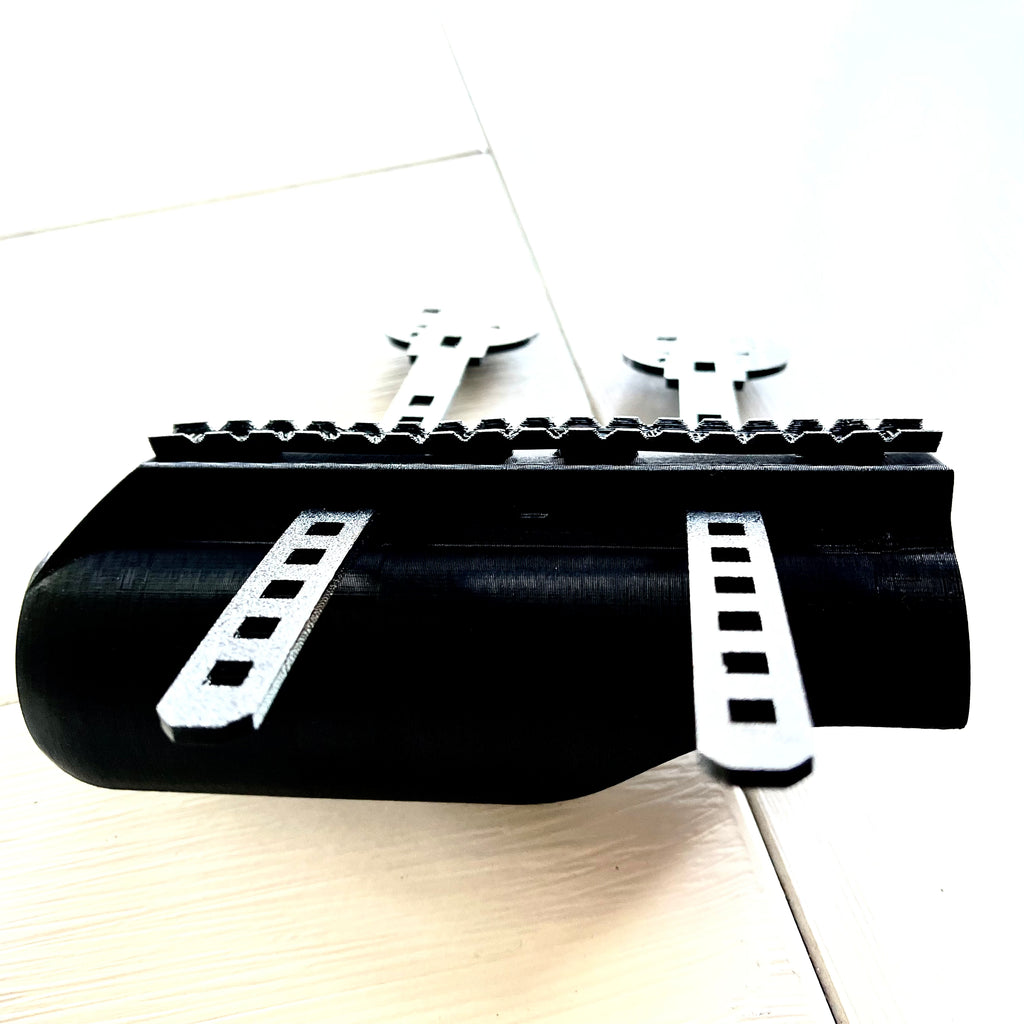 Bikepacking-Optimized Bear Spray Holster - Quick Release - Jefe.bike